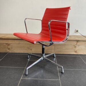 5 Vitra Eames EA 108 stoelen, chroom, rood leder, full leather