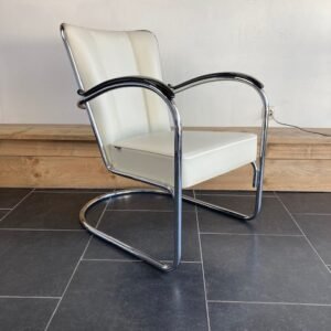 2 Gispen 412S fauteuils, chroom, wit leder