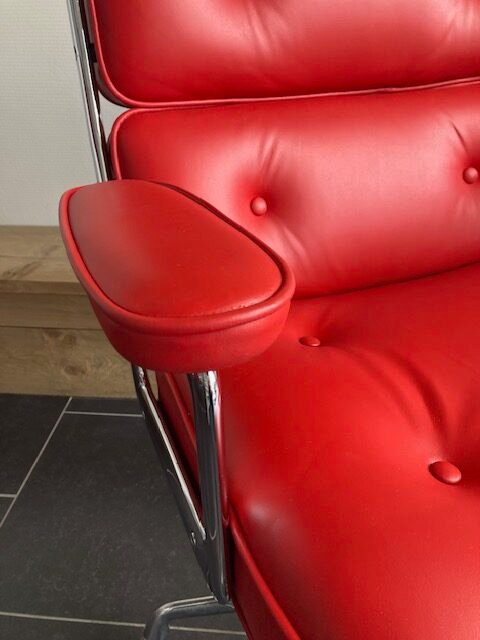 Vitra Eames ES Lobby Chair bureaustoel, chroom, rood leder - Afbeelding 3