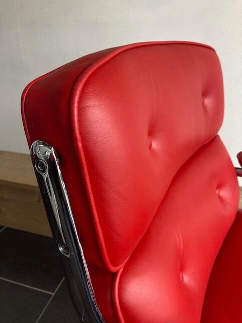 Vitra Eames ES Lobby Chair bureaustoel, chroom, rood leder - Afbeelding 8