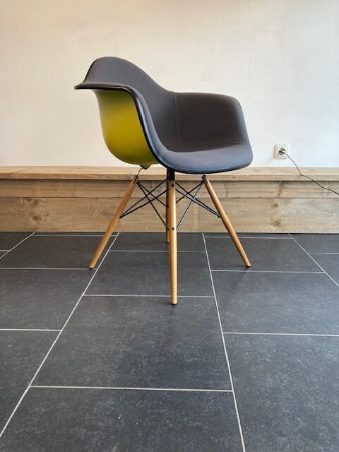 Vier Vitra DAW volledig bekleed , esdoorn goud, mosterd - Afbeelding 2