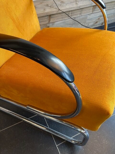 Gispen 407 fauteuil, chroom, nieuwe okergele ribstof - Afbeelding 4