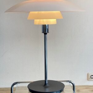 Louis Poulsen, Poul Henningsen PH80 tafellamp