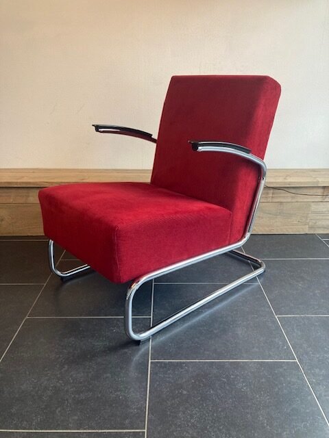 Gispen 405 fauteuil, chroom, nieuwe donkerrode ribstof