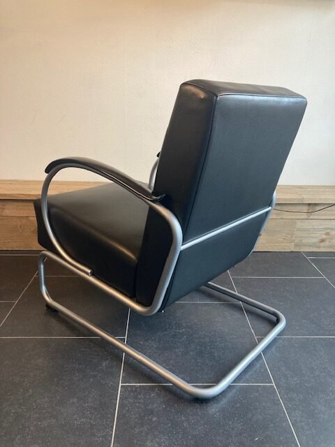 Gispen 407 fauteuil, zijdemat frame, zwart leder - Afbeelding 4