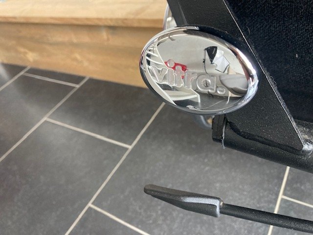 Vitra Eames EA 119 bureaustoel, chroom, zwart hopsak - Afbeelding 5