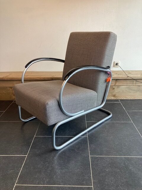 2 Gispen 407 fauteuils, zijdemat chroom. Ploegstof Accent - Afbeelding 6