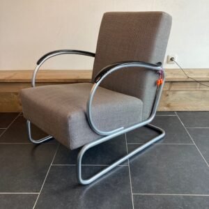 2 Gispen 407 fauteuils, zijdemat , Ploeg Accent