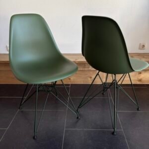 2 Vitra Eames DSR , Forest green / Dark Green , 2025