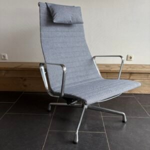 Vitra Eames EA 124 , aluminium , hopsak dark blue/ivory