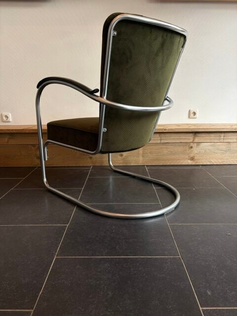 Twee Gispen 412 fauteuils, zijdemat, nieuwe mosgroene ribstof - Afbeelding 4