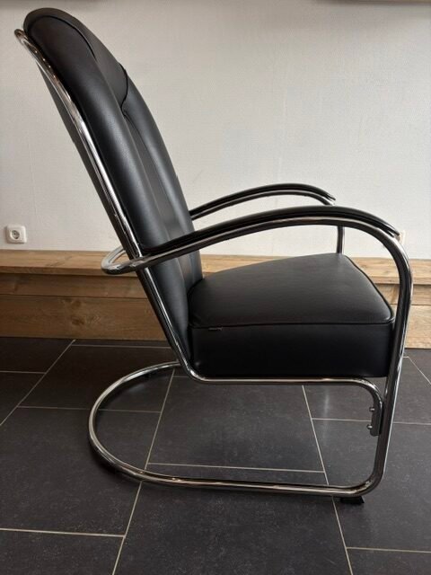 Twee Gispen AA fauteuils, chroom, zwart leder - Afbeelding 3
