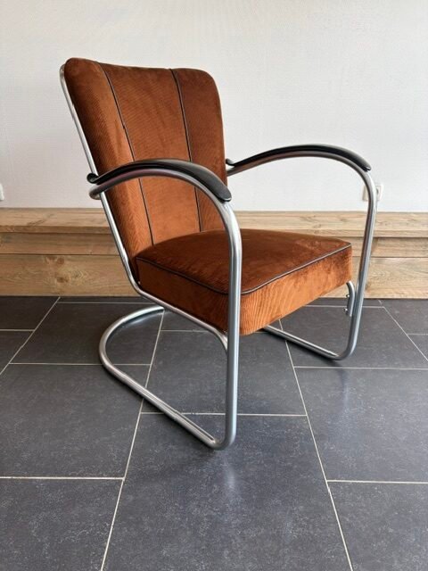 Gispen 412 fauteuil, chroom, nieuwe goudbruine ribstof